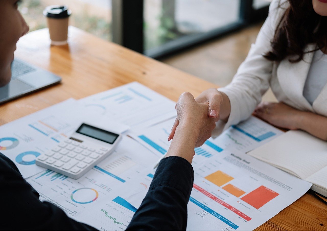 简信实名账号：最新开户赠金平台排名